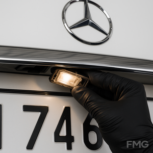 خدمة تغيير لمبة اللوحة الخلفية Rear License Plate Light Bulb Replacement Service